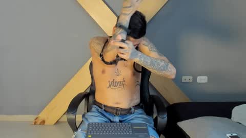 Snapshot of jamesinked_ chatting on 12/06/24, 03:22 Jamesinked  online show from 12/06/24, 03:22
