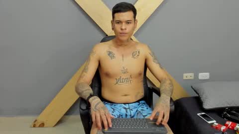 Snapshot of jamesinked_ chatting on 12/13/24, 03:32 Jamesinked  online show from 12/13/24, 03:32