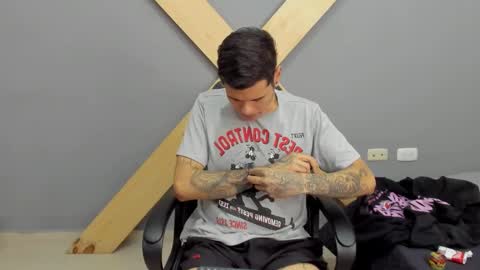Snapshot of jamesinked_ chatting on 12/16/24, 03:00 Jamesinked  online show from 12/16/24, 03:00
