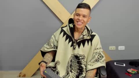 Snapshot of jamesinked_ chatting on 12/19/24, 02:35 Jamesinked  online show from 12/19/24, 02:35