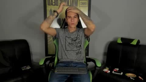 Snapshot of jamesinked_ chatting on 02/03/25, 02:03 Jamesinked  online show from 02/03/25, 02:03