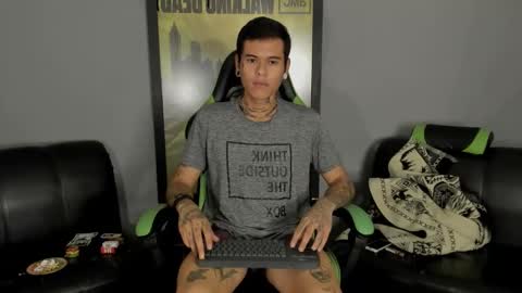 Snapshot of jamesinked_ chatting on 02/25/25, 09:46 Jamesinked  online show from 02/25/25, 09:46