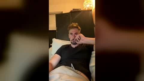 Snapshot of jamesmassion chatting on 06/30/26, 10:33 jamesmassion online show from 06/30/26, 10:33