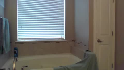 jamesmckendree online show from 12/28/24, 06:18