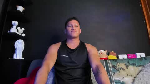 Snapshot of jamesowenn chatting on 02/11/26, 05:40 James Owenn online show from 02/11/26, 05:40