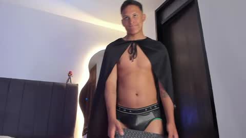 James Owenn online show from 05/04/26, 01:45