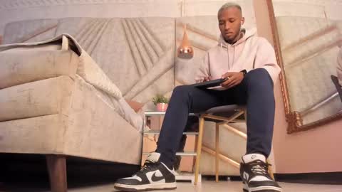 James  online show from 02/23/25, 11:33