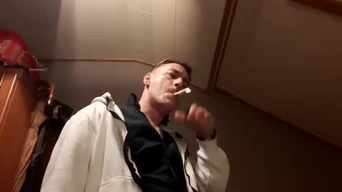 jamessisi online show from 10/05/25, 06:28