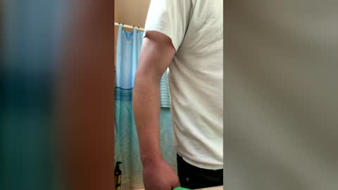 Snapshot of jameswebbscope chatting on 01/18/26, 09:07 Jameswebbscope online show from 01/18/26, 09:07