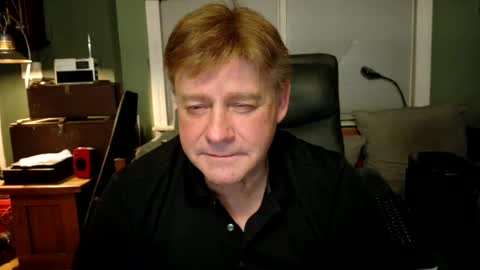 Snapshot of jamesxxxcam chatting on 12/02/24, 03:15 James online show from 12/02/24, 03:15