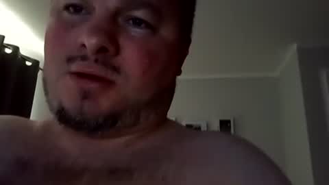 Snapshot of jamiecruz89 chatting on 06/15/26, 07:10 jamiecruz89 online show from 06/15/26, 07:10