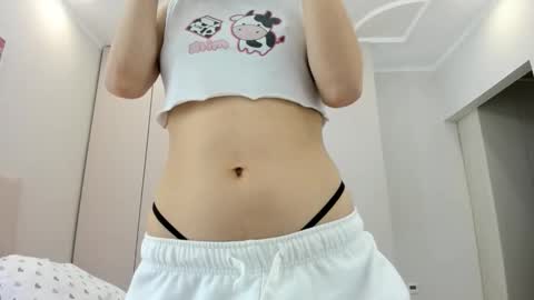 jamiennyam online show from 09/18/25, 08:11