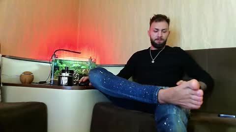 Robbie online show from 03/10/25, 02:06