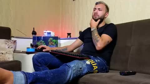 Robbie online show from 09/10/25, 05:18