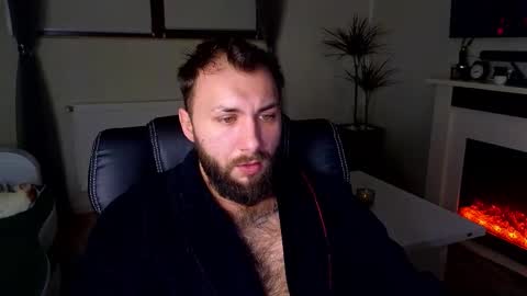 Snapshot of jamienoxus chatting on 02/12/26, 06:41 Robbie online show from 02/12/26, 06:41