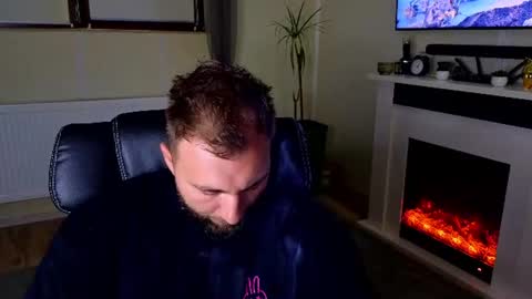 Robbie online show from 06/16/26, 06:05