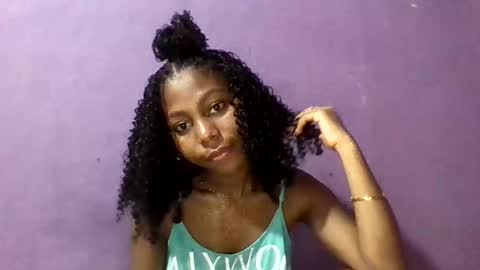 Snapshot of jamila531017 chatting on 12/19/25, 08:32 jamila531017 online show from 12/19/25, 08:32