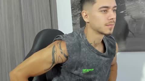 Snapshot of jamzawolf chatting on 02/12/26, 08:15 jamzawolf online show from 02/12/26, 08:15