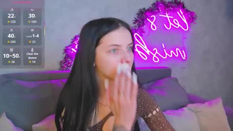 Snapshot of jane_johnston chatting on 01/13/26, 12:05 Eva online show from 01/13/26, 12:05