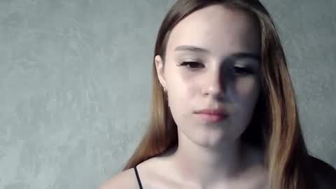 Snapshot of jane_night chatting on 09/28/25, 04:01 Jane online show from 09/28/25, 04:01