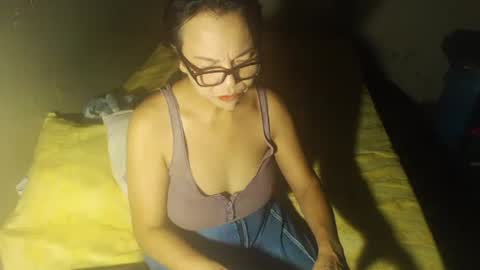 Snapshot of jane_phaiyoth69 chatting on 01/04/25, 12:59 JANE online show from 01/04/25, 12:59