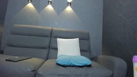 JANE  online show from 01/30/25, 04:37