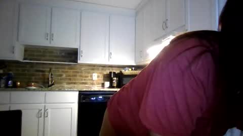 Snapshot of janemaggie chatting on 04/17/26, 06:38 MaggieJane online show from 04/17/26, 06:38