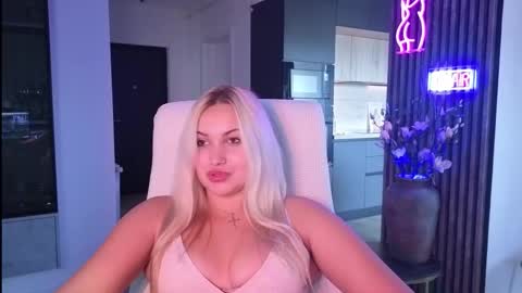 Jane online show from 10/22/25, 02:06