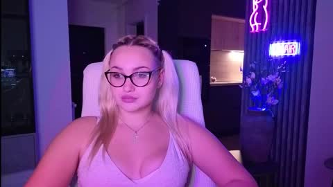 Jane online show from 10/27/25, 10:25