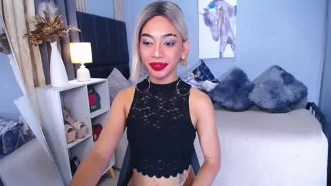 Snapshot of janemonet chatting on 12/13/24, 05:10 janemonet online show from 12/13/24, 05:10