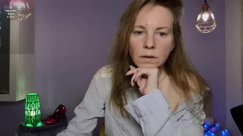 Snapshot of janepearl chatting on 01/11/26, 01:10 janepearl online show from 01/11/26, 01:10