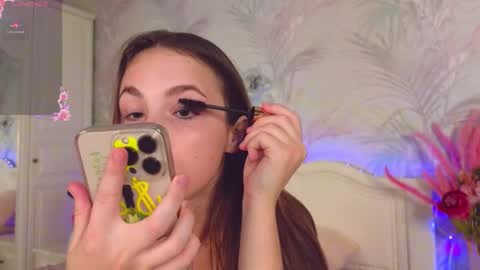 Snapshot of janepuff chatting on 09/24/25, 07:12 janepuff online show from 09/24/25, 07:12