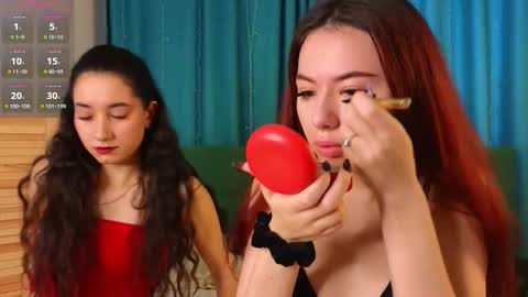 Jenifer online show from 12/16/25, 07:46