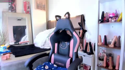 Janette online show from 01/28/25, 06:05