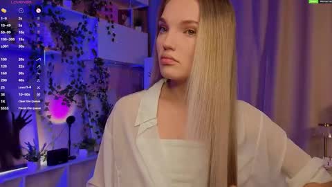 Hi Im Alice and here youll find something online show from 11/28/25, 06:16