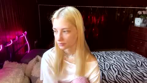 Elsa online show from 08/02/26, 08:13
