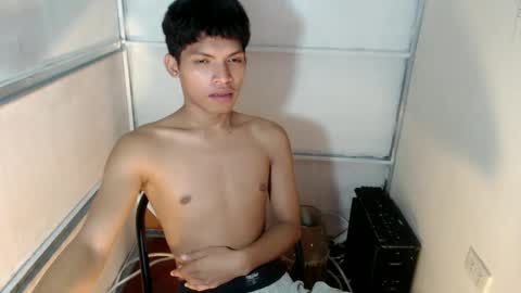 Snapshot of janlloyd04 chatting on 04/02/26, 03:31 janlloyd04 online show from 04/02/26, 03:31