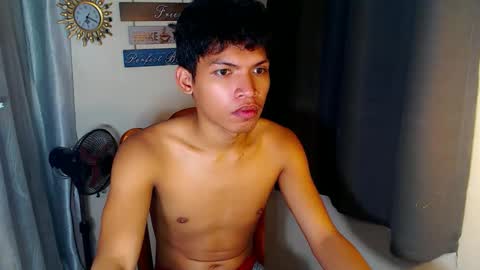 Snapshot of janlloyd04 chatting on 04/05/26, 03:58 janlloyd04 online show from 04/05/26, 03:58