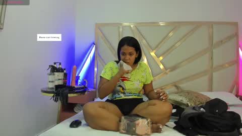 Janna online show from 11/21/25, 02:43