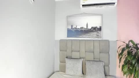 Janna online show from 11/05/25, 10:59