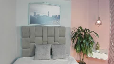 Janna online show from 11/06/25, 11:11