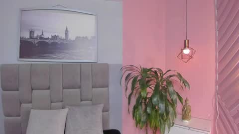 Janna online show from 12/16/25, 10:53