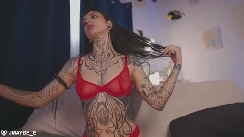 Snapshot of janne_maybe chatting on 02/03/26, 02:22 jmaybe e online show from 02/03/26, 02:22