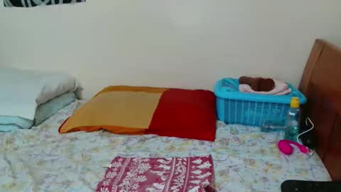 Snapshot of jannie_e chatting on 04/14/26, 07:47 Jannie online show from 04/14/26, 07:47