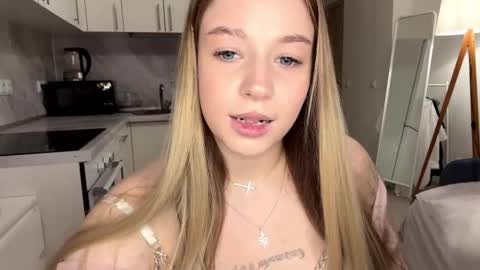 Janni online show from 11/20/25, 08:41