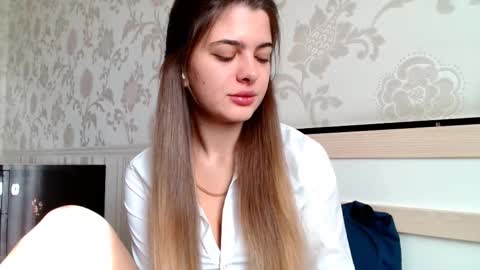 Snapshot of jantientimmer chatting on 11/05/25, 11:21 jantientimmer online show from 11/05/25, 11:21