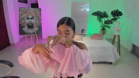 Snapshot of jany__love chatting on 09/25/25, 10:52 JANY online show from 09/25/25, 10:52