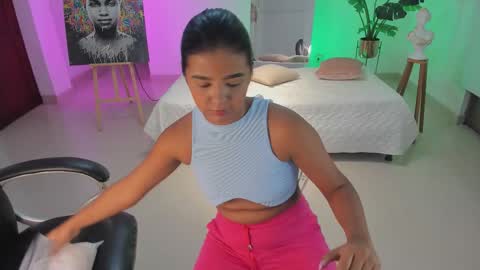 Snapshot of jany__love chatting on 09/26/25, 10:52 JANY online show from 09/26/25, 10:52