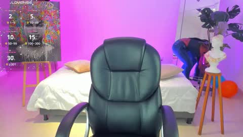 Snapshot of jany__love chatting on 11/14/25, 10:47 JANY online show from 11/14/25, 10:47