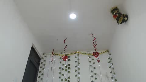 Monik online show from 03/04/25, 01:06